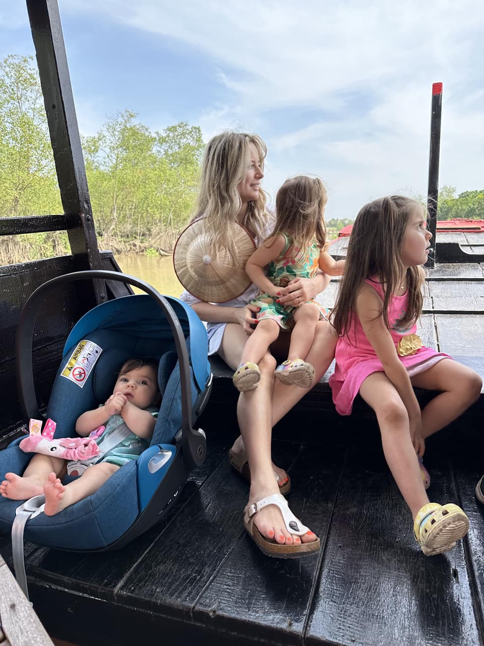 Ce i-a cerut fiica cea mare Laurei Cosoi tatălui ei, după ce a fost necăjită de un băiețel