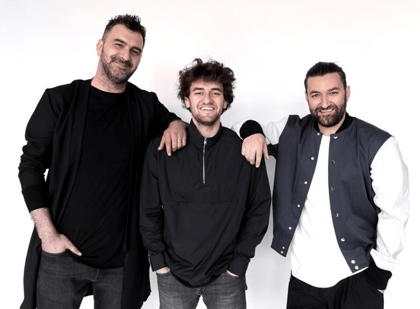 Cine este și cu ce se ocupă Filip Maria, fratele lui Smiley. Puțini știu că cei doi lucrează împreună