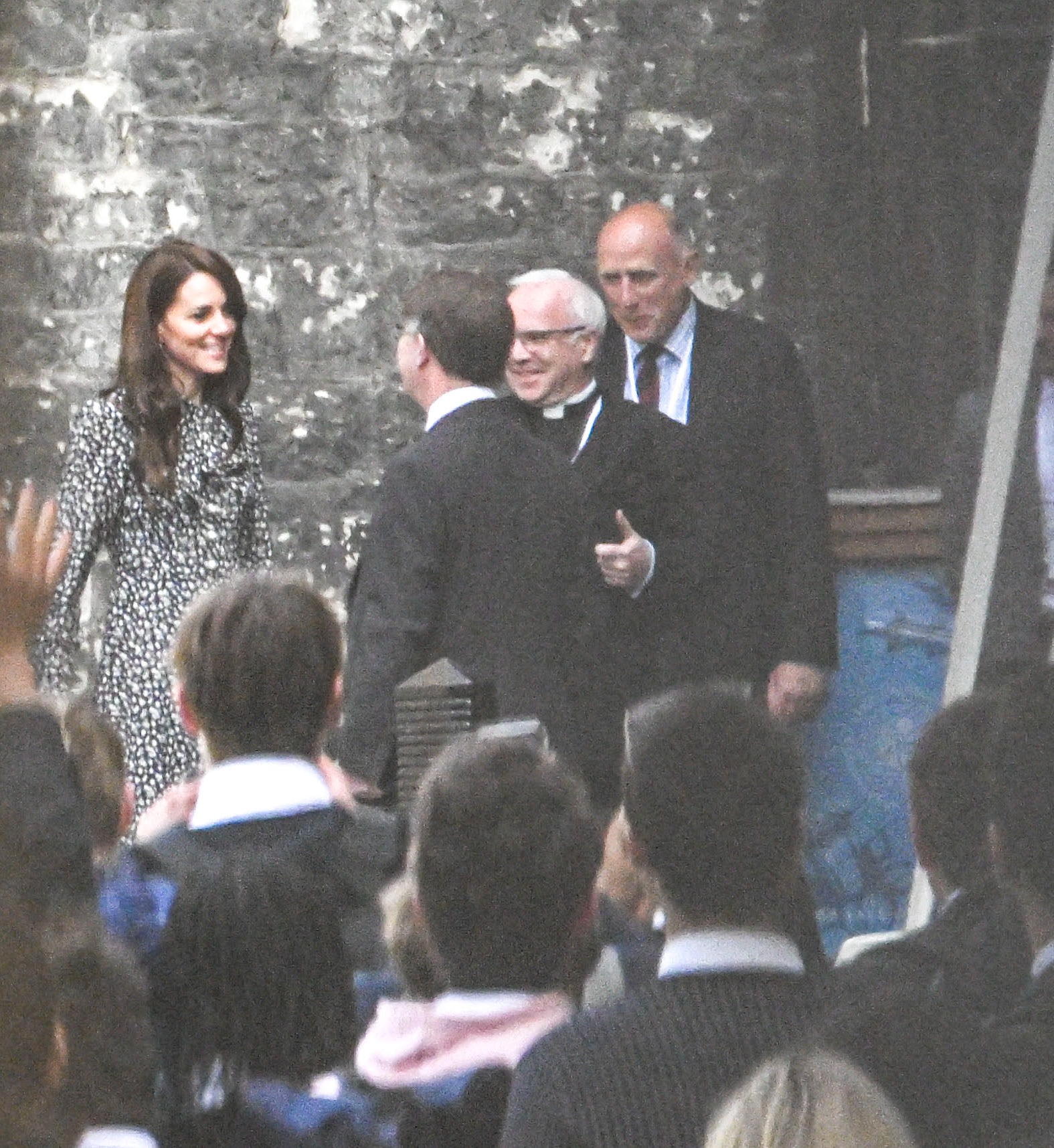 Cum arata rochia purtata de Kate Middleton la repetitiile pentru încoronarea regelui Charles. Valorează 439 de dolari, iar stocul e deja epuizat 1