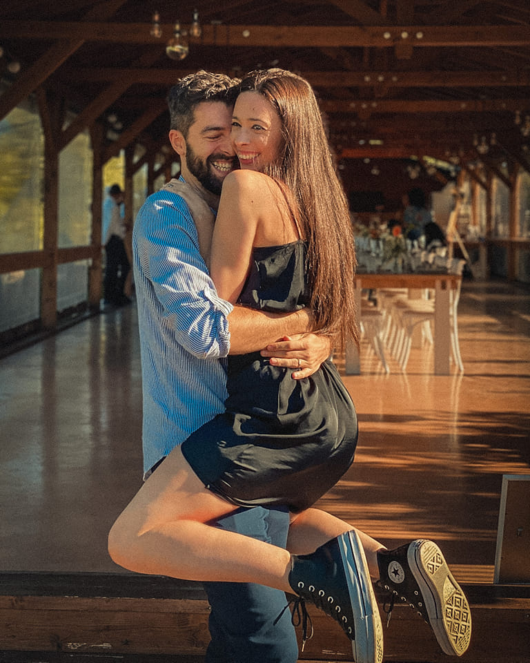 Cum i s-a schimbat viața lui Shurubel după ce s-a însurat. Ce face artistul măcar o data pe an și cum reacționează soția lui VIDEO EXCLUSIV