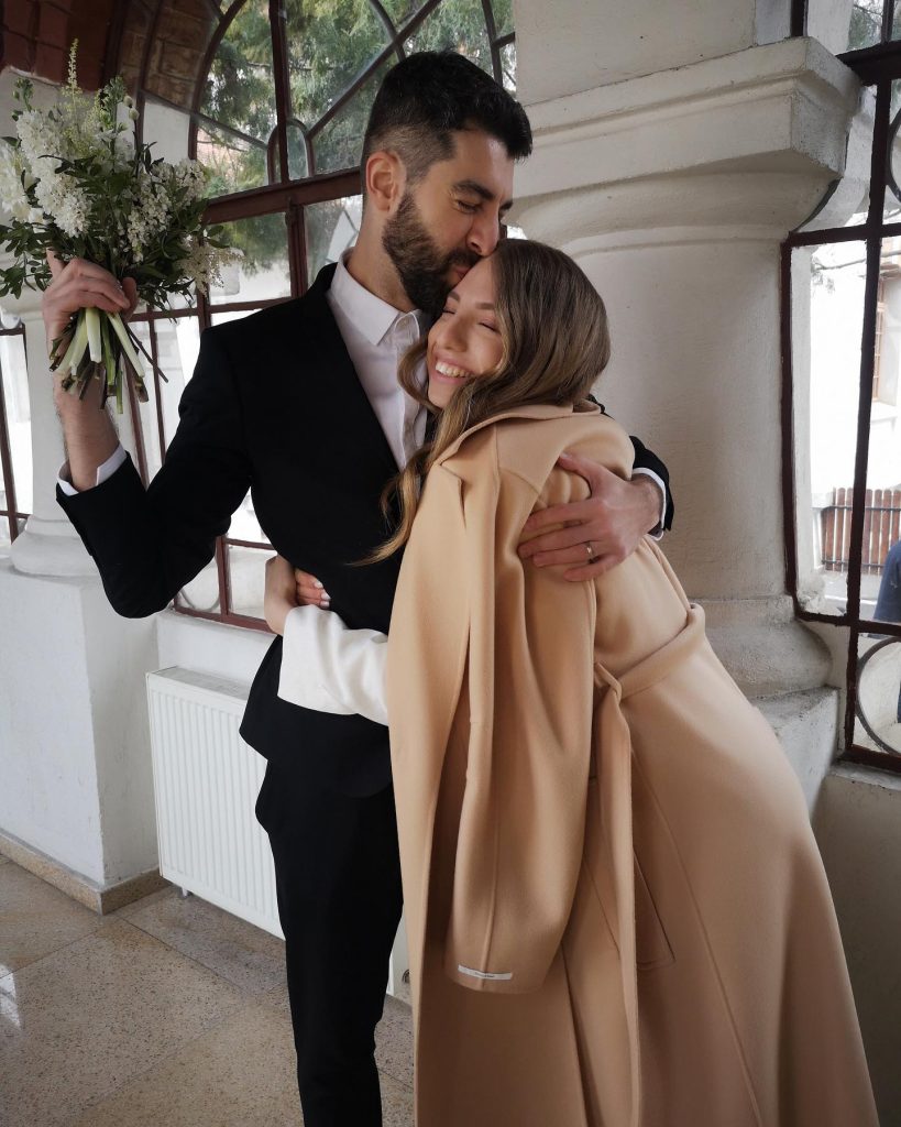 Cum i s-a schimbat viața lui Shurubel după ce s-a însurat. Ce face artistul măcar o data pe an și cum reacționează soția lui VIDEO EXCLUSIV