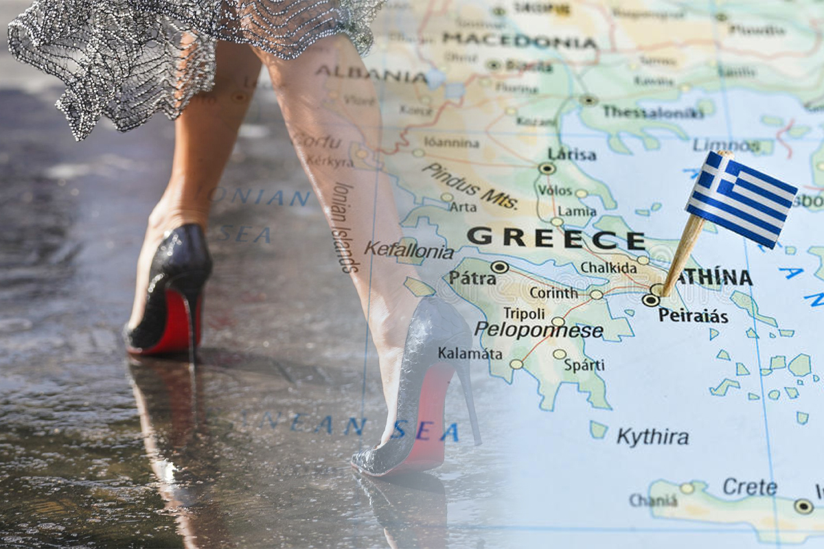 Locul din Grecia unde femeile nu au voie să poartă tocuri