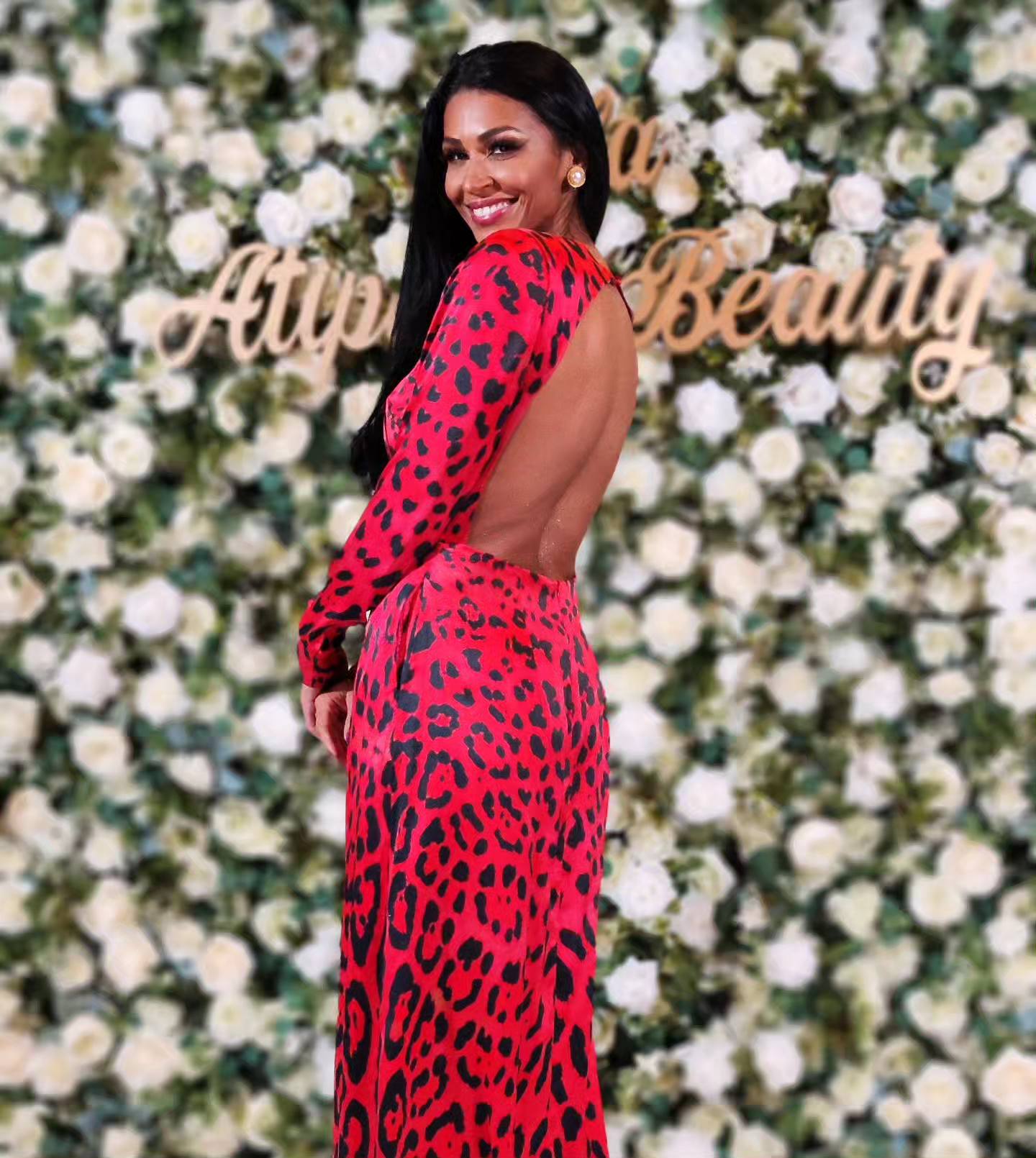 Majda este imaginea unui parfum care s-a vândut în Africa (3)