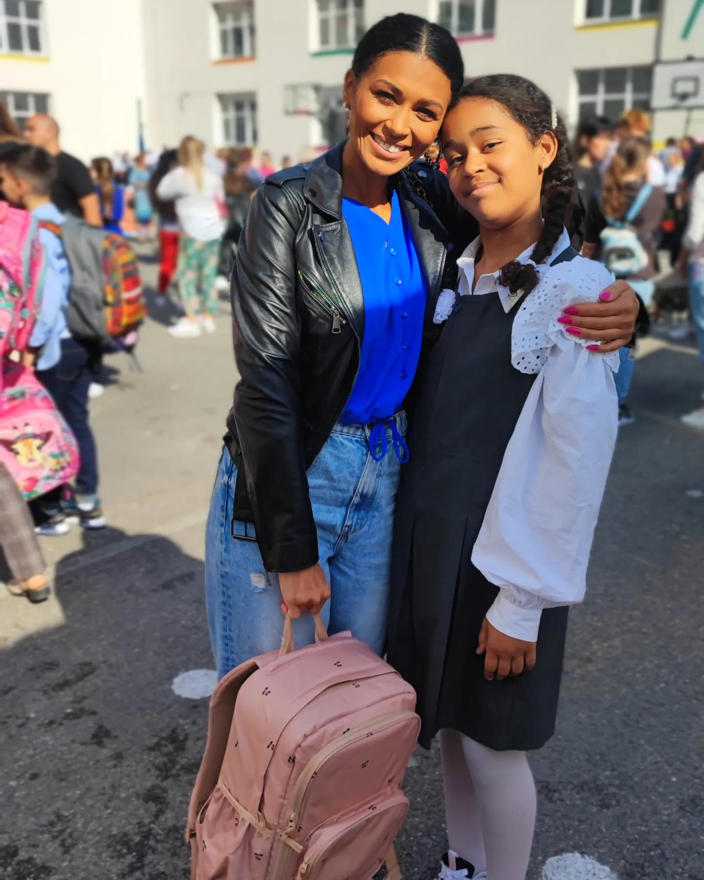 Majda este imaginea unui parfum care s-a vândut în Africa (3)