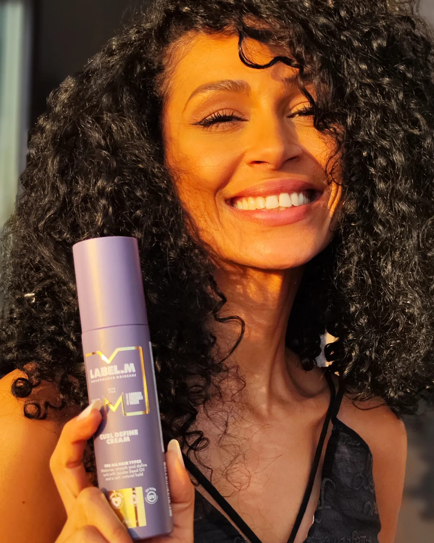 Majda este imaginea unui parfum care s-a vândut în Africa (3)