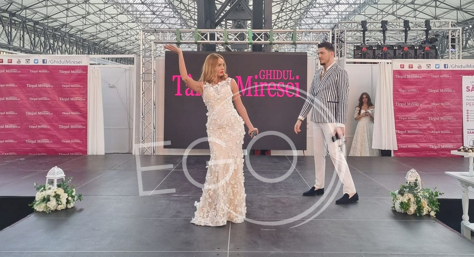 Maria Constantin a îmbrăcat rochia de mireasă