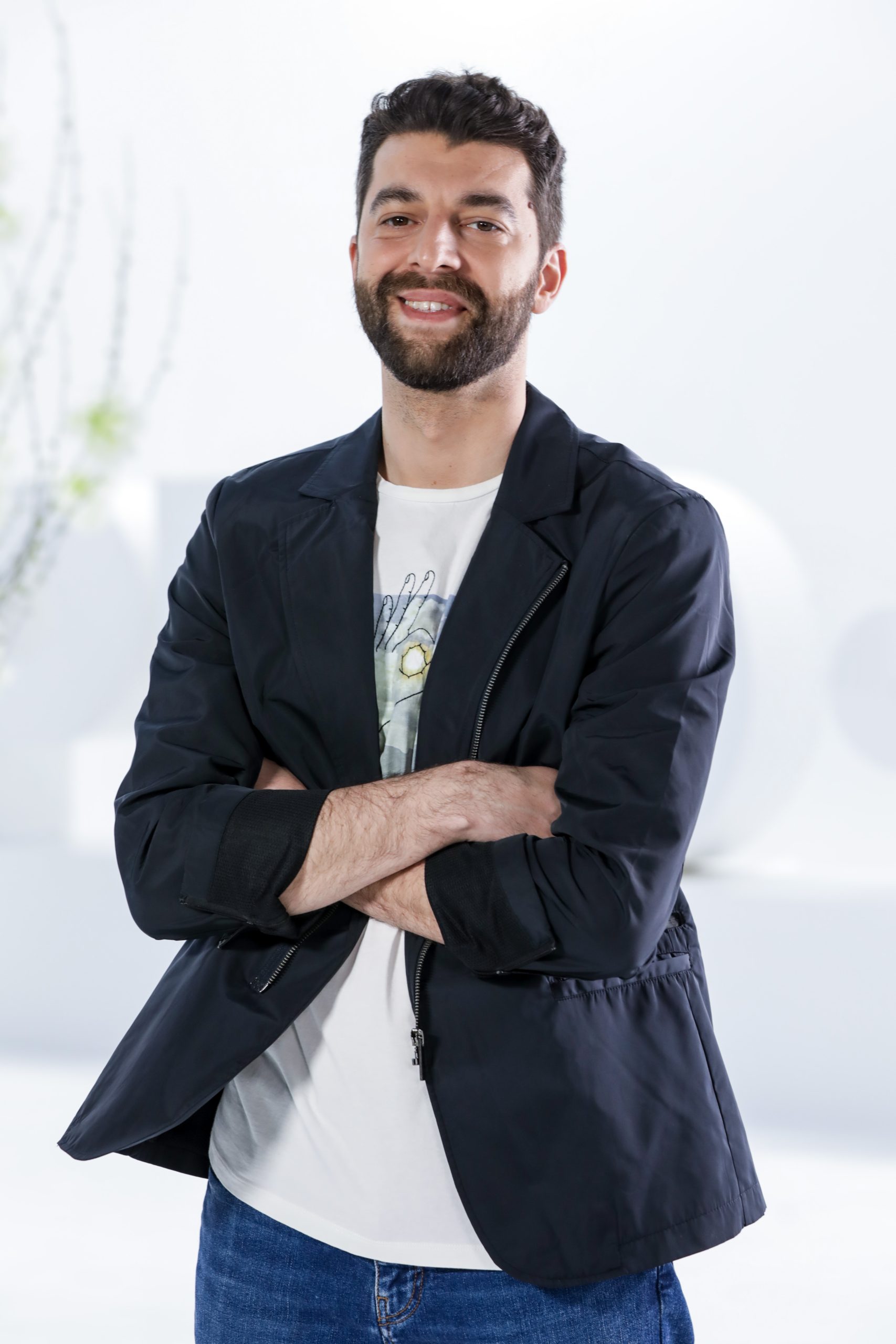 Cum i s-a schimbat viața lui Shurubel după ce s-a însurat. Ce face artistul măcar o data pe an și cum reacționează soția lui VIDEO EXCLUSIV