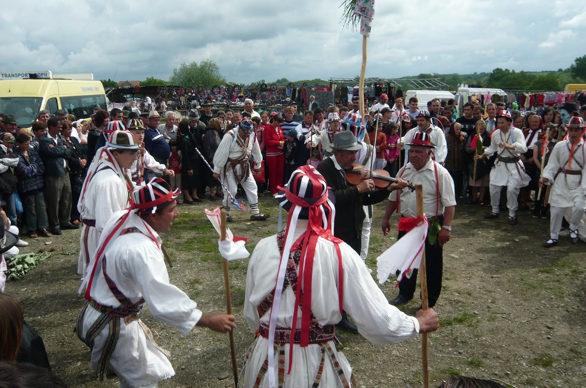 Tradiții și obiceiuri de Rusalii 2023