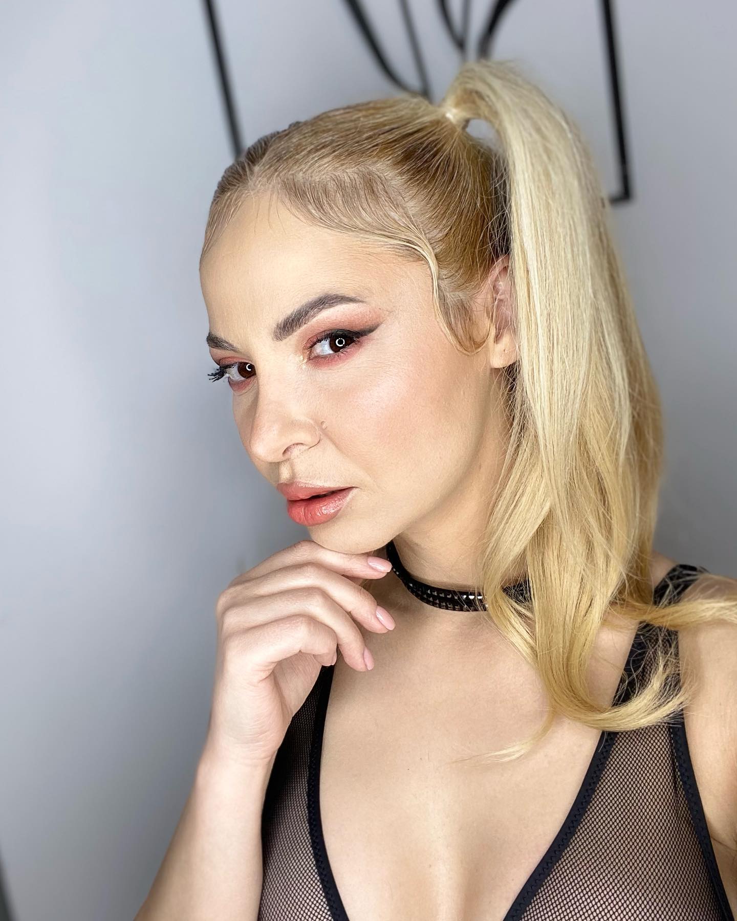 Vedeta din România care a ajuns să cântărească 39 de kilograme: “Mi-a dispărut muscultatura complet”