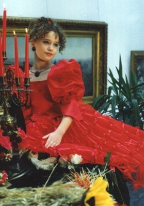 Familia îi urmărește îndeaproape cariera Alexiei Țalavutis. Ce „comoară” deține bunica artistei. „Știe exact ce este pe fiecare în parte” VIDEO EXCLUSIV