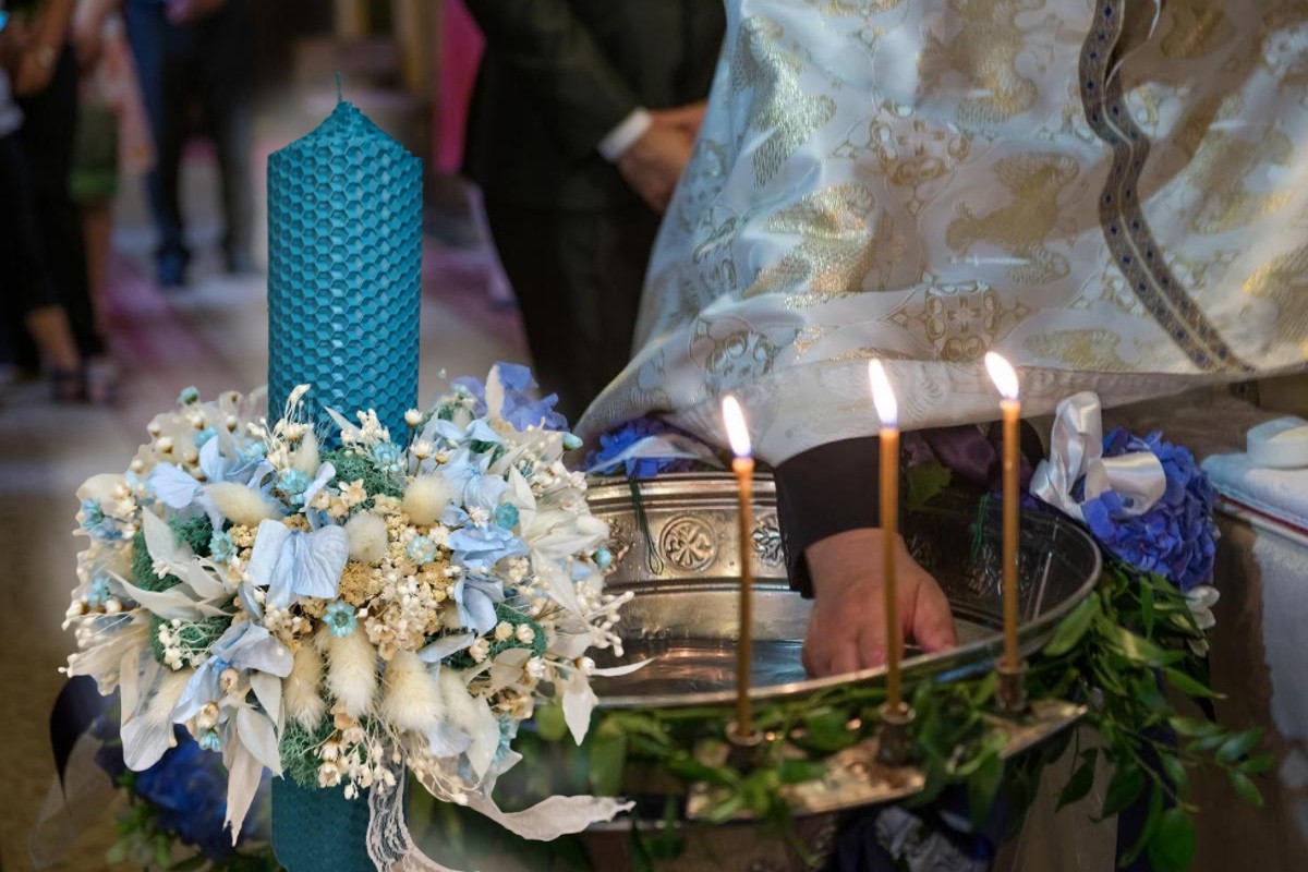 Ce se face cu lumânarea de la botez