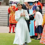 Cum să te îmbraci la un garden party. Trucuri de stil de la Kate Middleton
