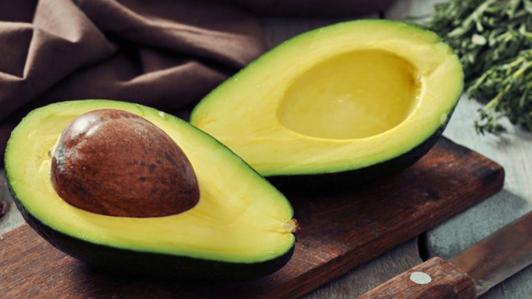 De ce nu ar trebui să pui avocado la congelator. Nu mulți știu asta