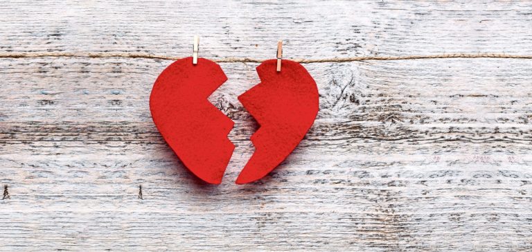 Cum să treci peste despărțirea de iubit. 7 metode care îți vor prinde bine în aceste momente grele