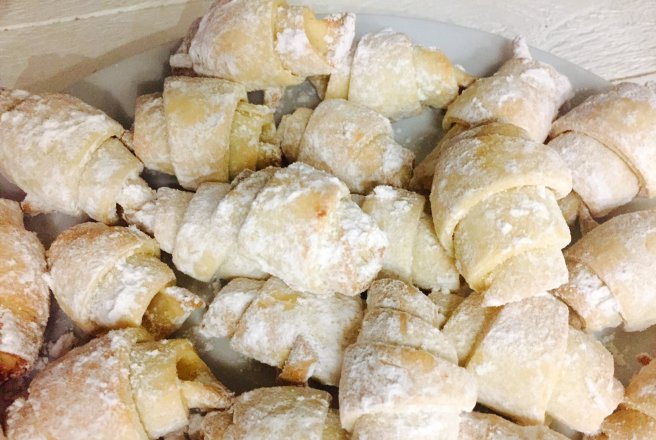 La ce temperatură se coc cornulețele. Secretul pentru a ieși delicioase