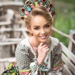 De ce Maria Constantin nu îmbracă haine tradiționale la toate nunțile sau evenimentele la care cântă