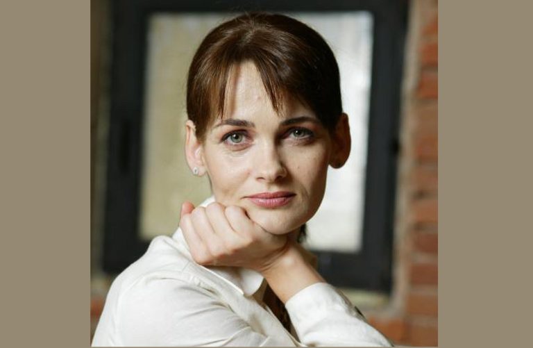 Persoana care i-a întins o mână de ajutor actriței Elvira Deatcu, la începutul carierei: „M-am pierdut în ochii ei, te hipnotizează dacă te privește” VIDEO EXCLUSIV