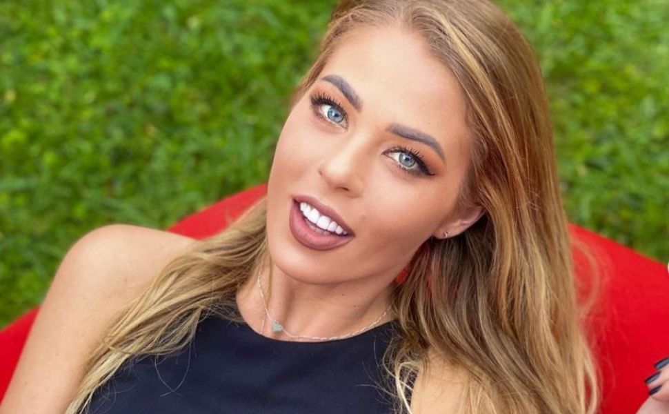 Secretul Roxanei Nemeș pentru a-și menține silueta suplă, după ce a slăbit 15 kilograme: "Asta contează cel mai mult". La ce truc apelează de fapt VIDEO EXCLUSIV