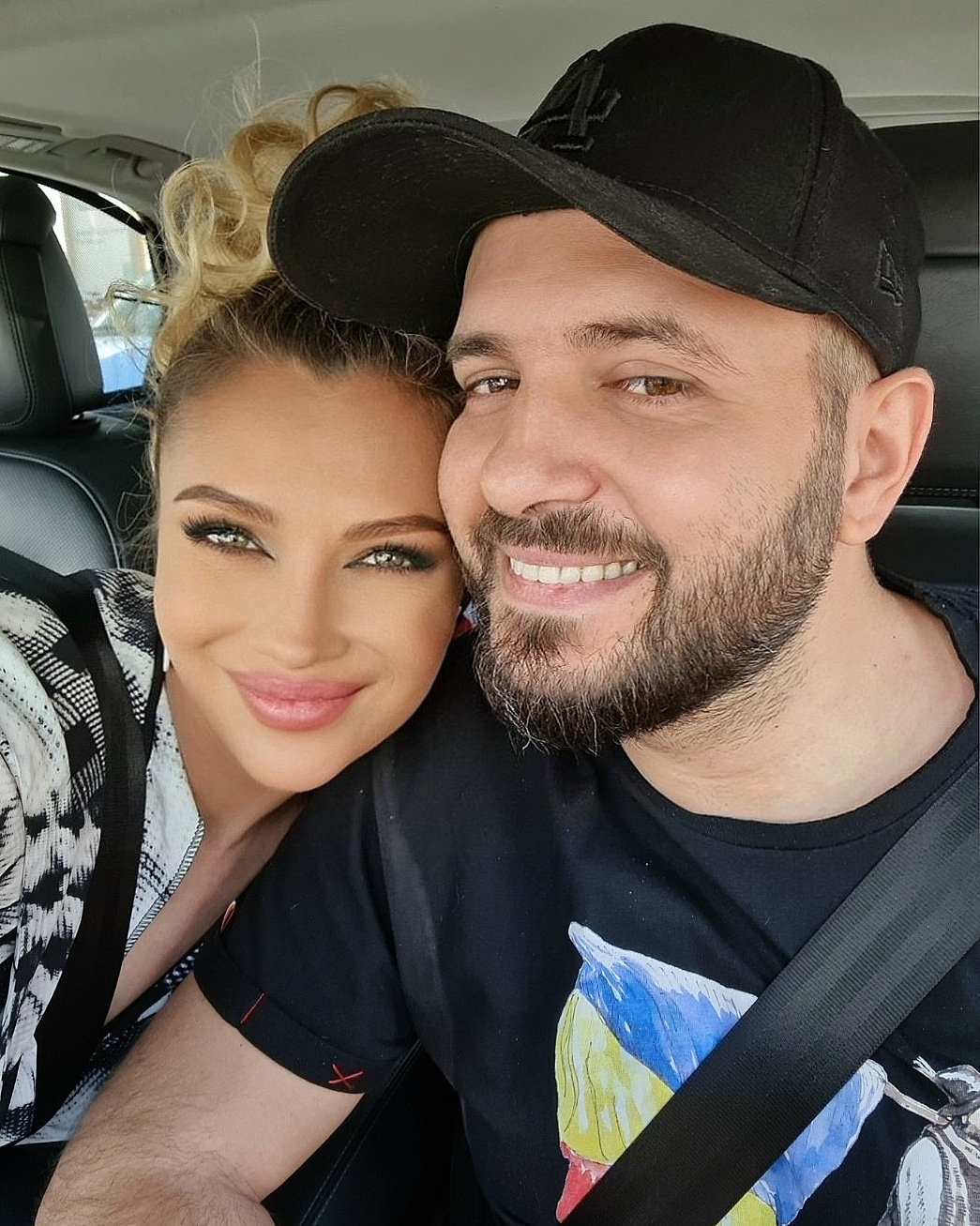 Suma fabuloasă pe care Lora și Ionuț Ghenu au scos-o din buzunar pentru 3 luni de cazare în Bali