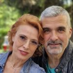Aurelian Temișan, despre ce s-a întâmplat în familia lui când a făcut o glumă despre divorț, în direct pe micile ecrane: “Mulți au crezut că am intrat în rândul vedetelor care asta fac!” VIDEO EXCLUSIV