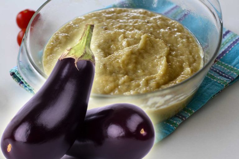 Ce să presari peste vinete dacă salata a ieșit amară. Ingredientul secret care le schimbă imediat gustul. Așa le salvezi imediat