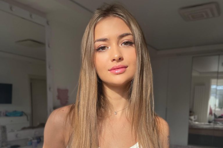 Cine este noul iubit al Iulianei Beregoi. Surpriză uriașă pentru fani, este fostul partener al unei cântărețe celebre