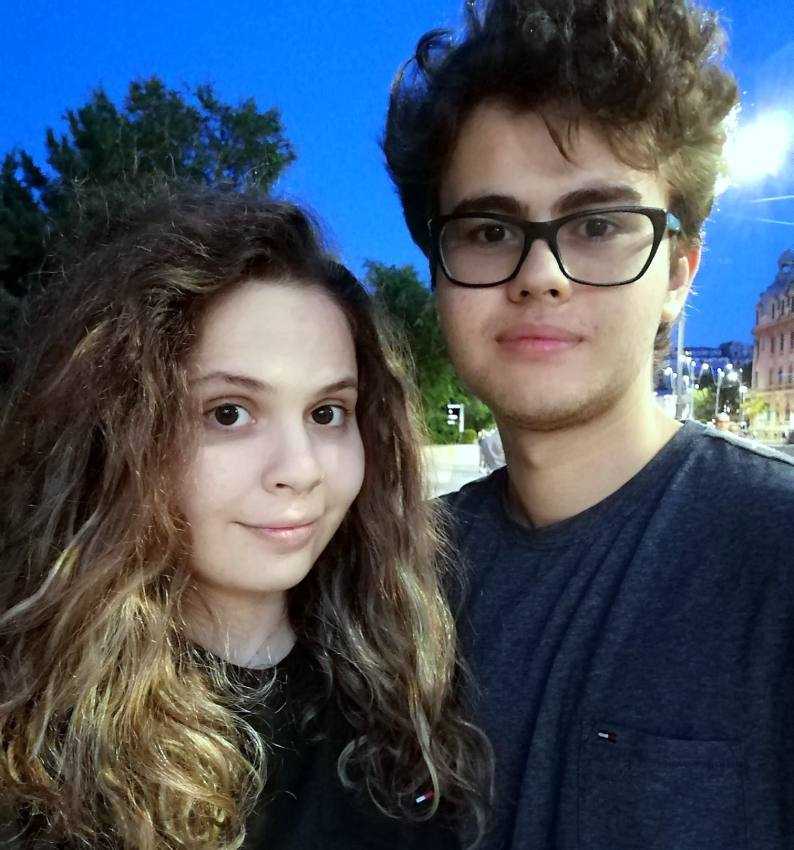 Cine este și cum arată viitoarea noră a lui Marcel Ciolacu. Fiul premierului României face nuntă la 21 de ani