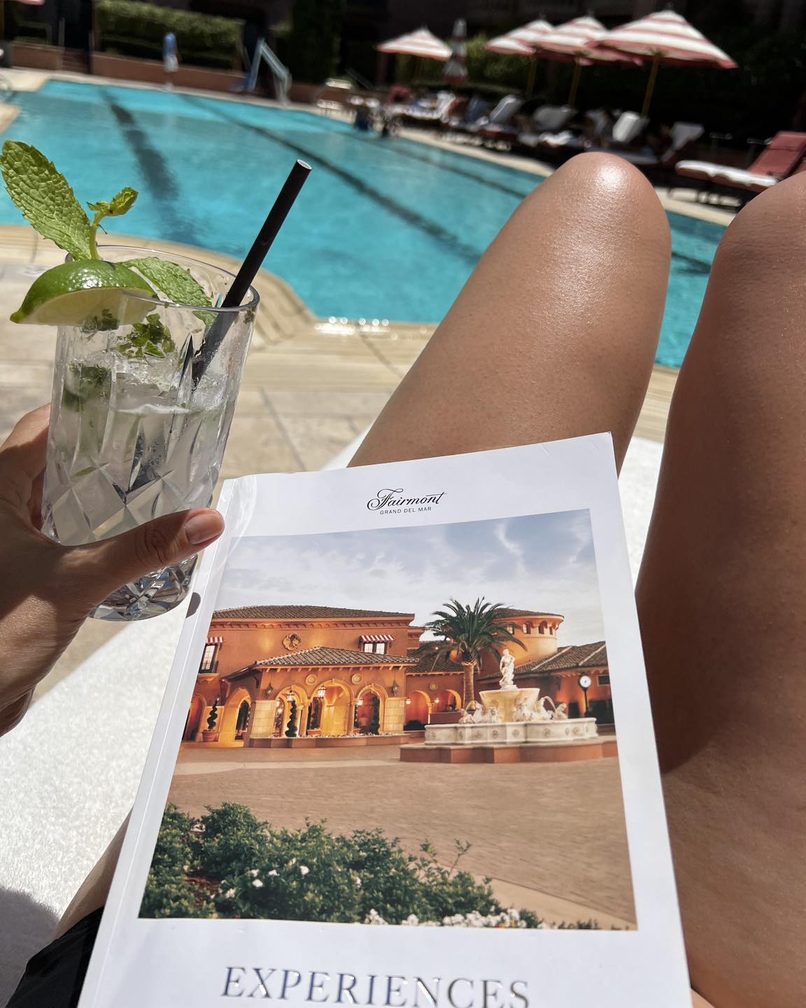 Cum a fost surprinsă Andreea Marin la piscină