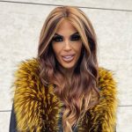 Raluca Bădulescu, despre sacrificiile pe care le face pentru garderoba ei “La mâncare pot să economisesc orice. Dacă îmi dai covrigi toată luna, îi mănânc liniștită” VIDEO EXCLUSIV