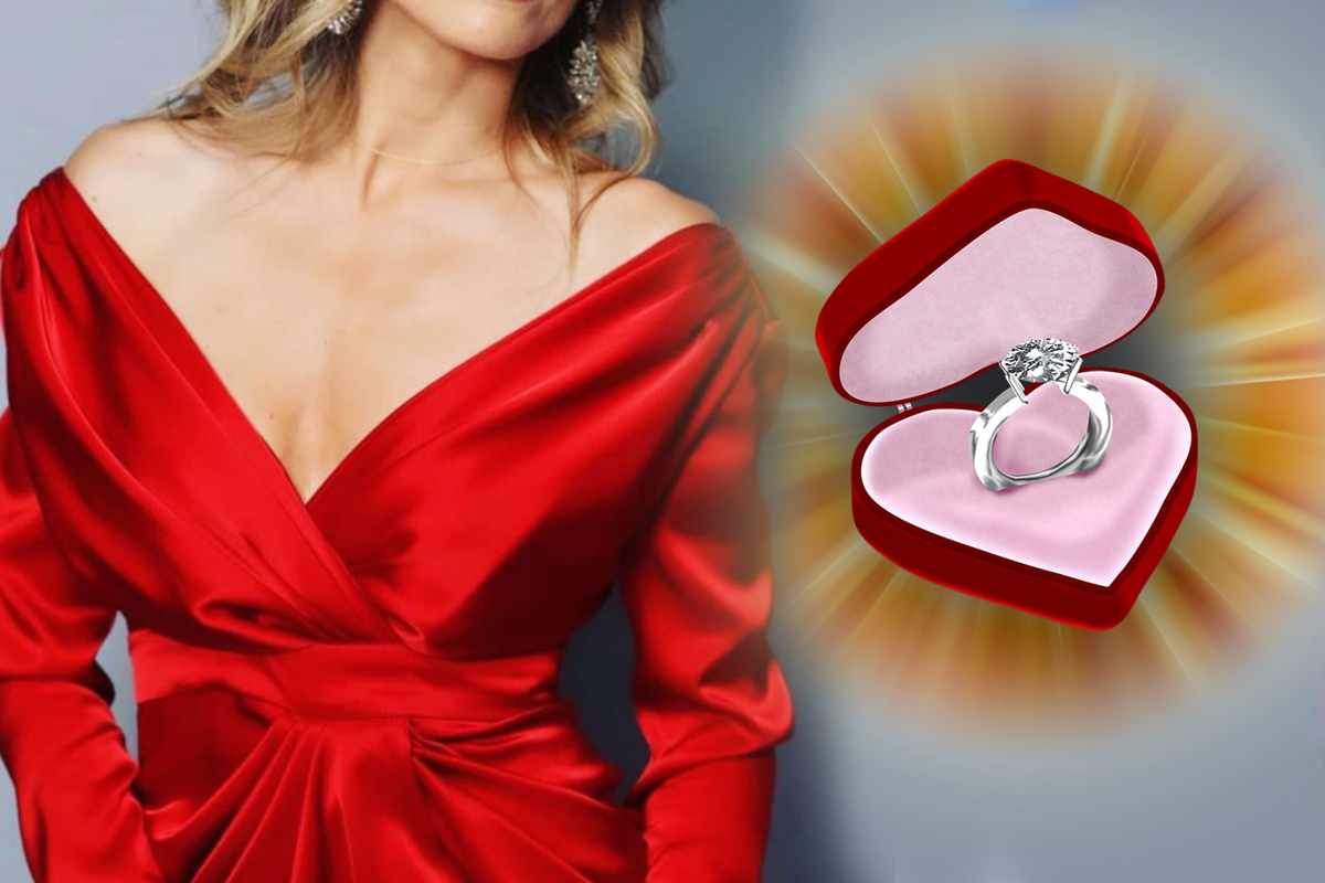 Vedeta din Romania care a fost ceruta in casatorie. Fericire mare in showbiz, primele imagini cu inelul de logodna