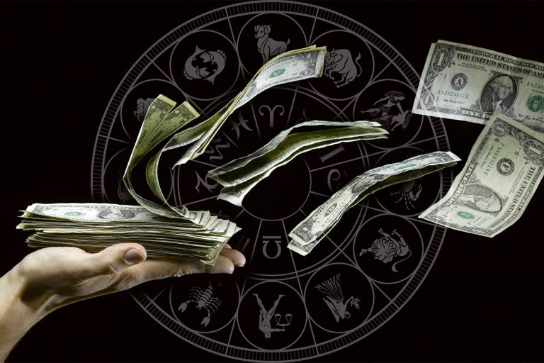 Zodiile care pierd bani în august 2023. Acești nativi riscă să aibă mari probleme financiare