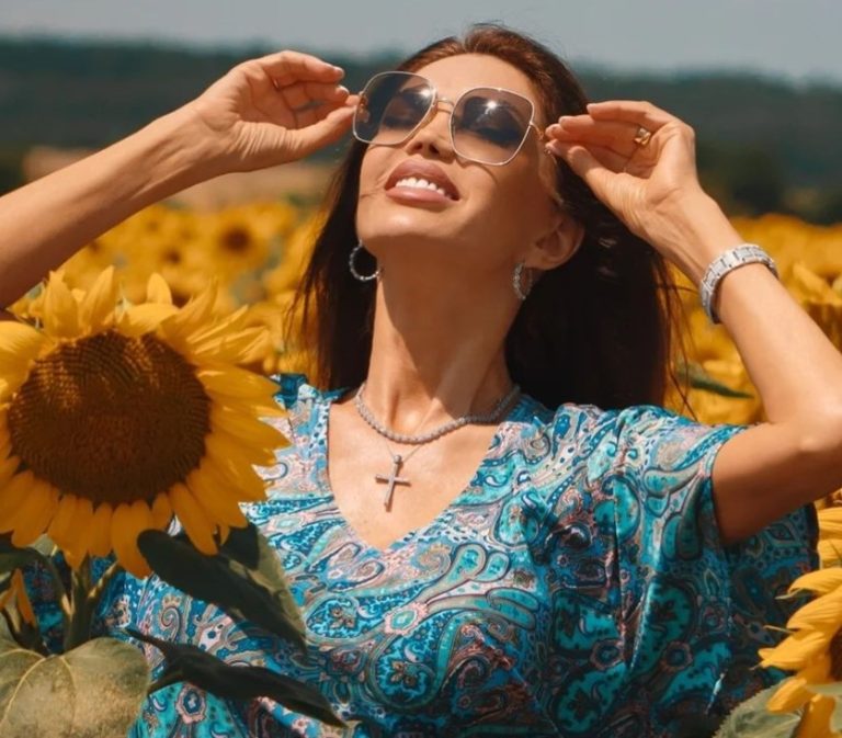 Cristina Spătar a ajuns pe mâna medicilor. Ce a pățit vedeta: „Am făcut orice și n-am reușit”