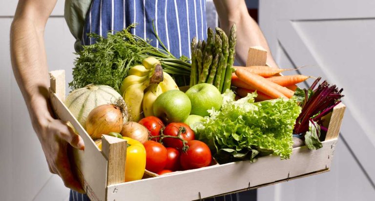 Top 10 alimente cu cele mai puține calorii. Le poți mânca fără teamă, nu îngrașă