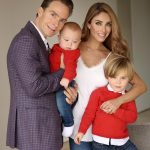 Anahi, sotul ei si cei doi copii pe care ii au impreuna