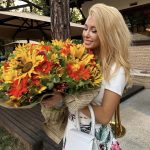 Andreea Balan a primit un buchet superb de flori de la iubitul ei