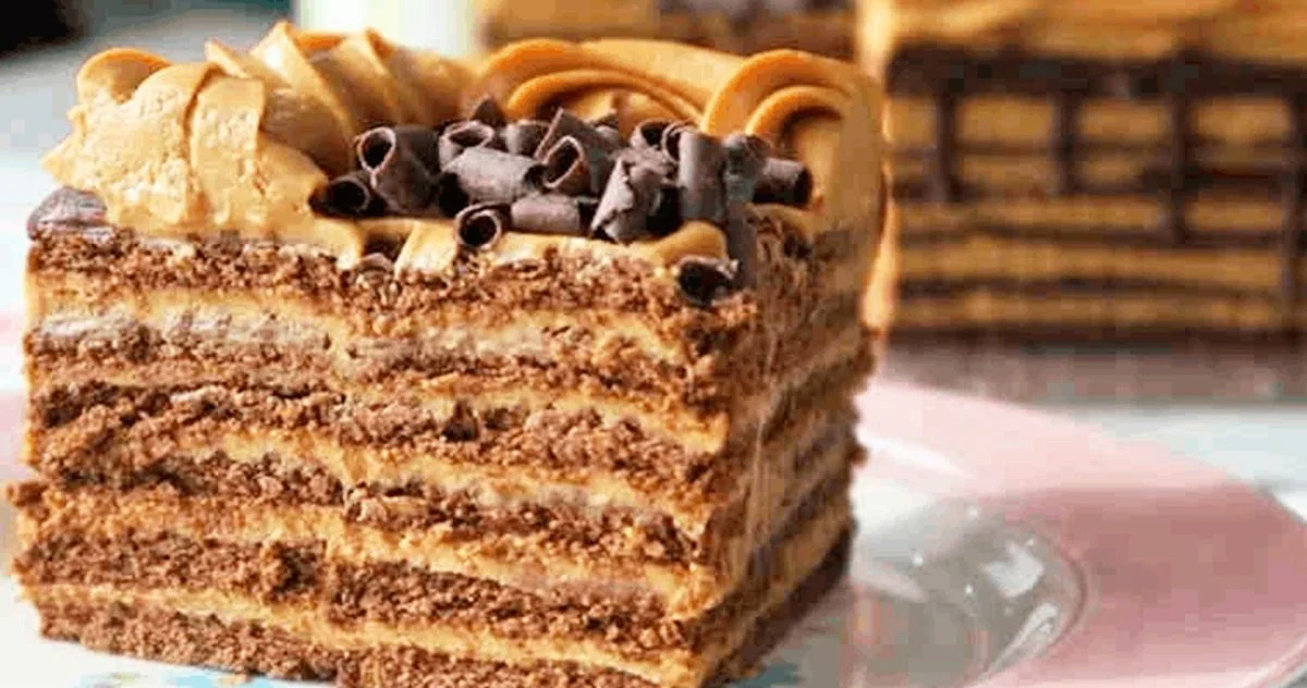 Cât timp se păstrează prăjiturile la frigider