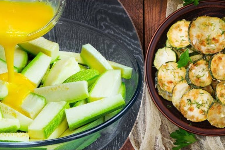 Ce să adaugi în oul prin care treci dovleceii pane, înainte de a-i pune în tigaie. Ingredientul special care le dă un plus de savoare