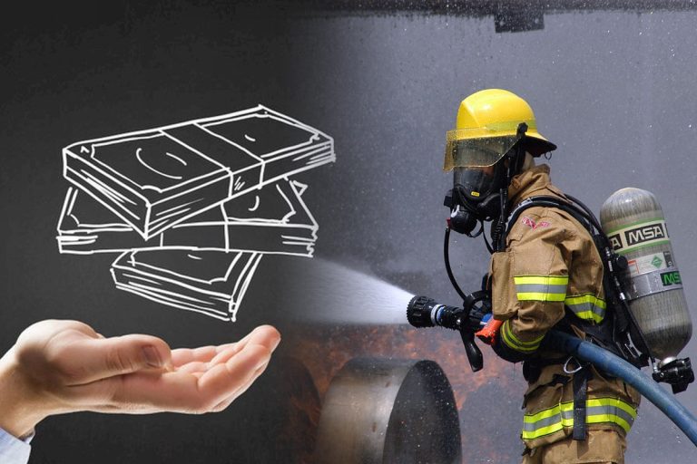 Ce salariu are un pompier în România. Suma pentru care își riscă zilnic viața