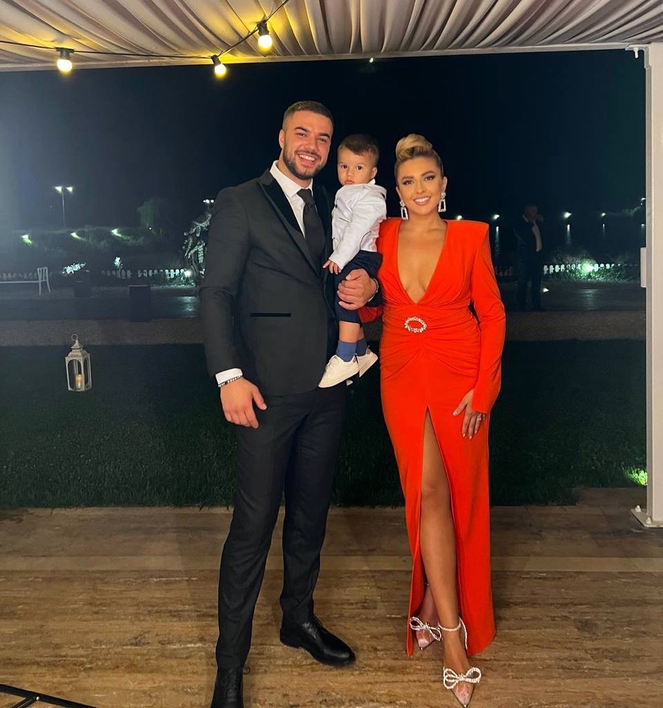 Culita Sterp, logodnica lui si copilul lor