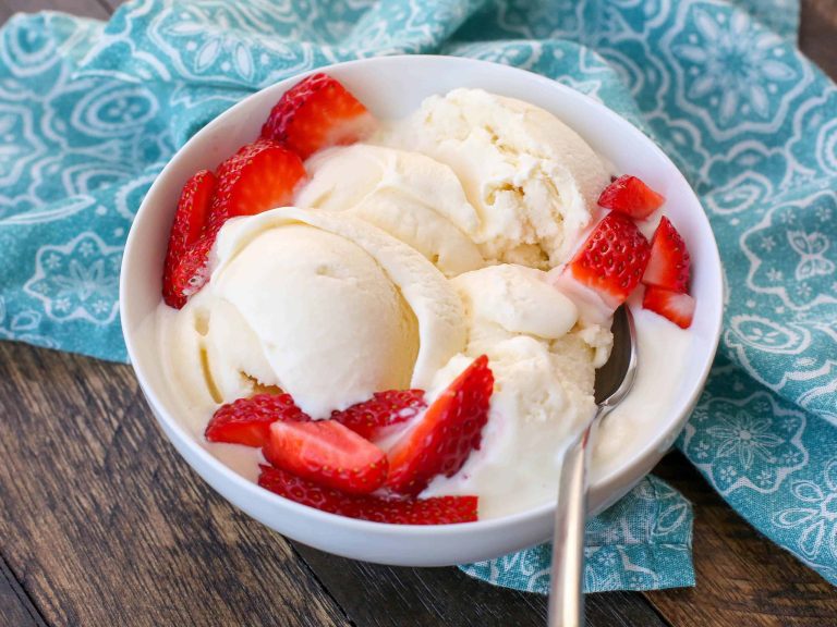 Deserturi cu puține calorii. Sunt ușor de făcut și nu îngrașă, te poți bucura de ele la orice oră