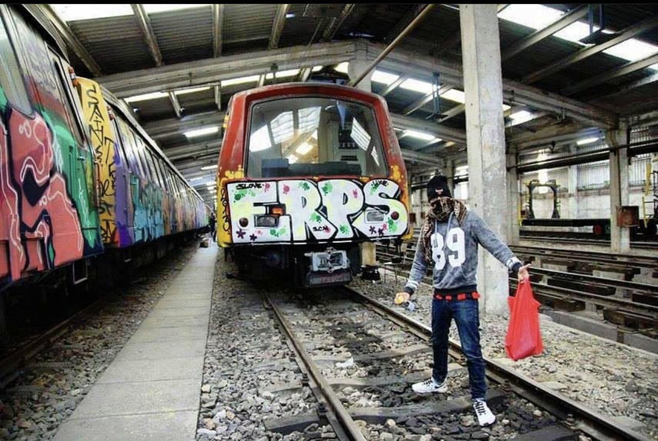 Cine este ERPS, primul graffer din România