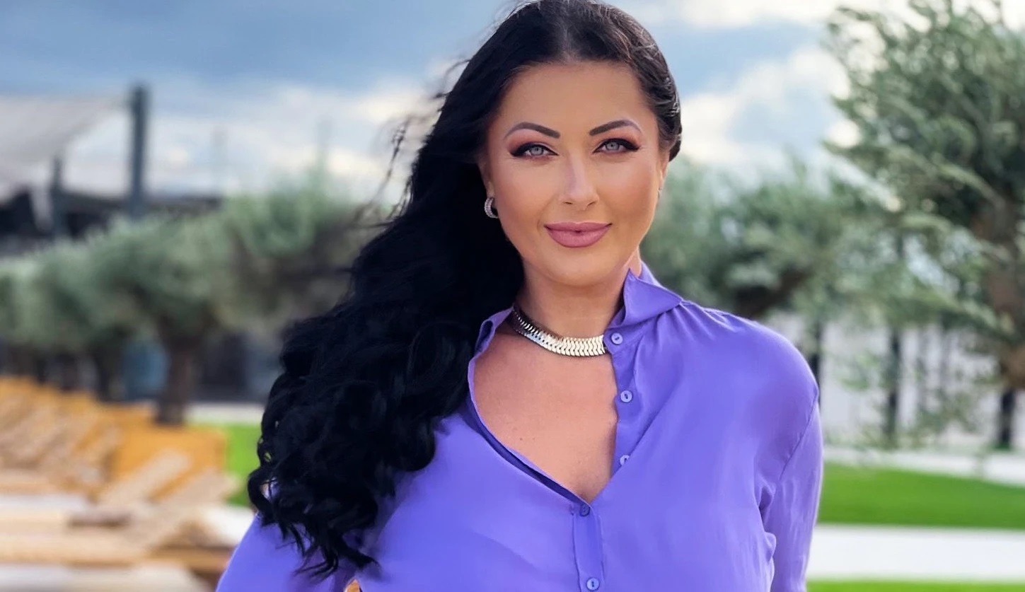 Gabriela Cristea, jignita grosolan de fani. Detaliul care i-a deranjat teribil Duduie draga, ti-e atat de rusine