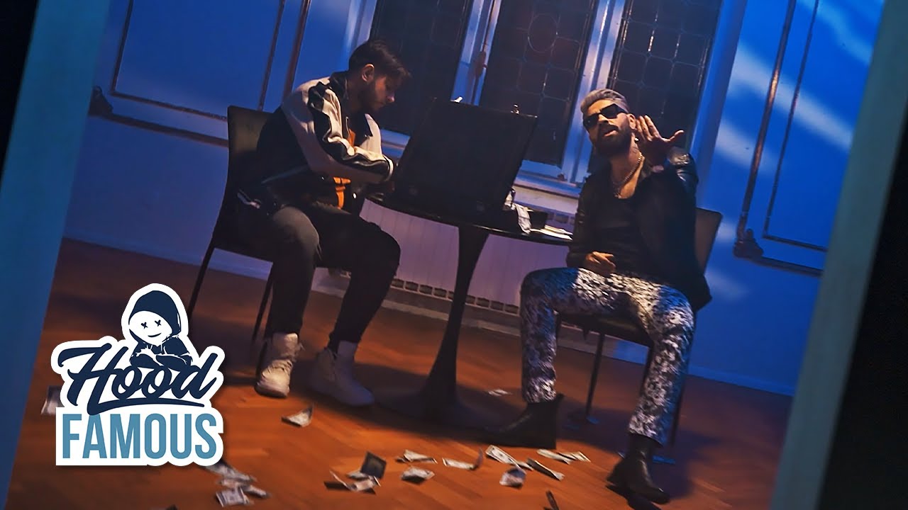 Ce face Johny Romano atunci când rudele îl roagă să cânte la vreo petrecere