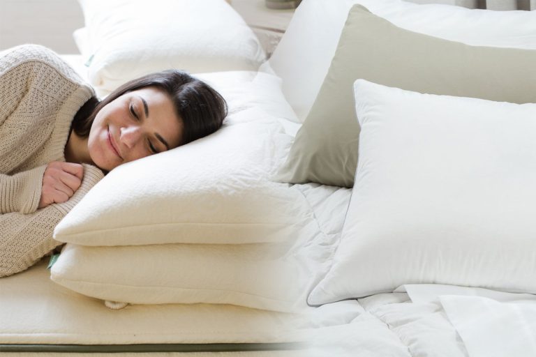 La cât timp se schimbă fețele de pernă, de fapt. Multe persoane fac greșeala