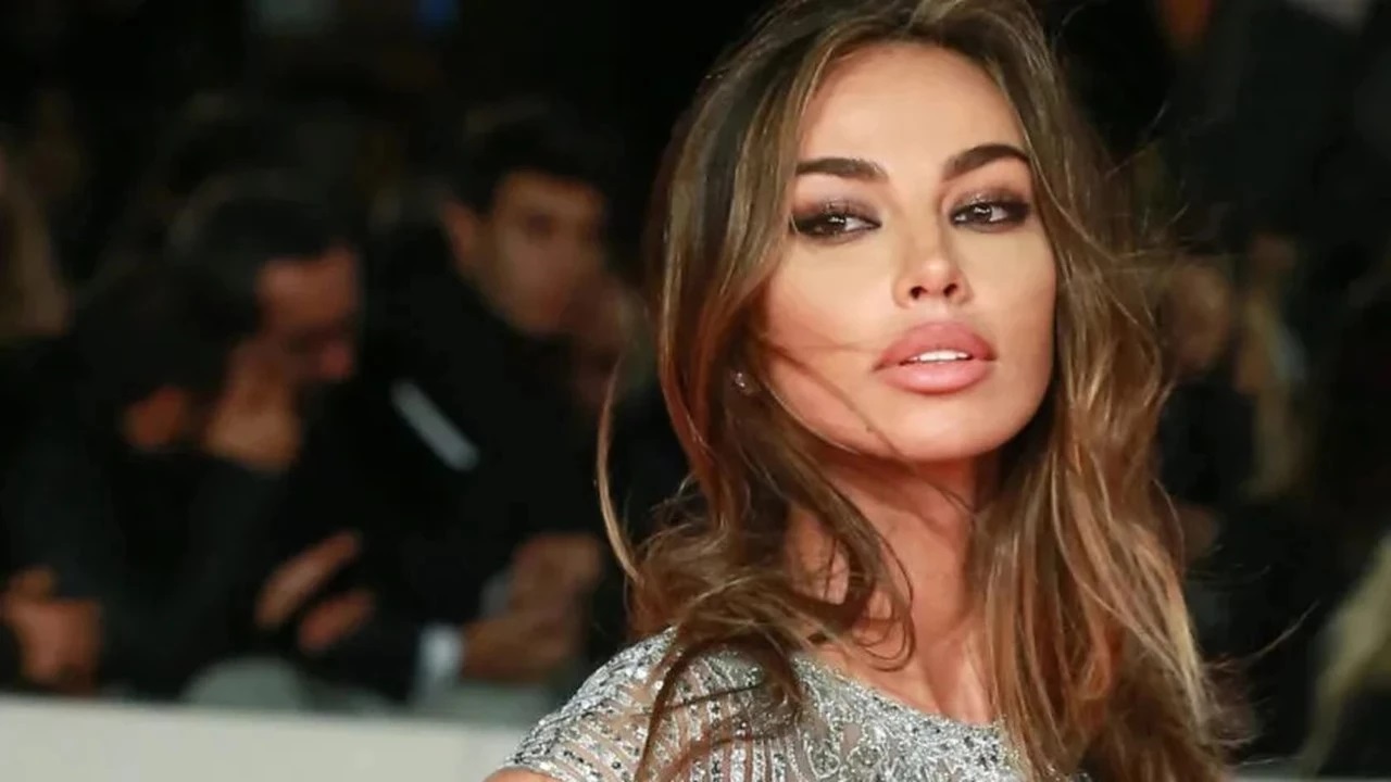 Madalina Ghenea este in doliu