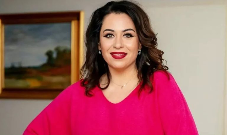 Oana Roman, mai îndrăzneață ca niciodată. S-a filmat complet goală, imaginile fac furori