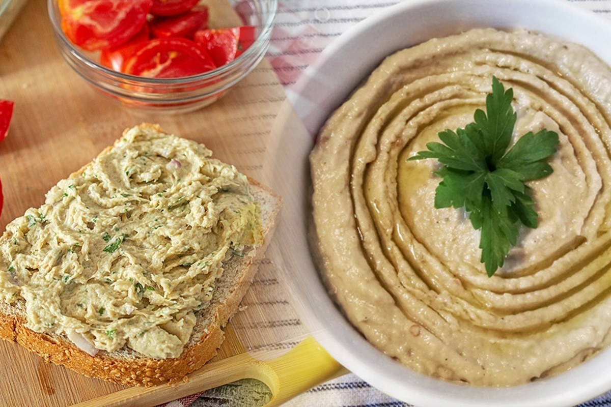 Salata de vinete după o rețetă veche. Singurul ingredient care o face foarte gustoasă și pufoasă