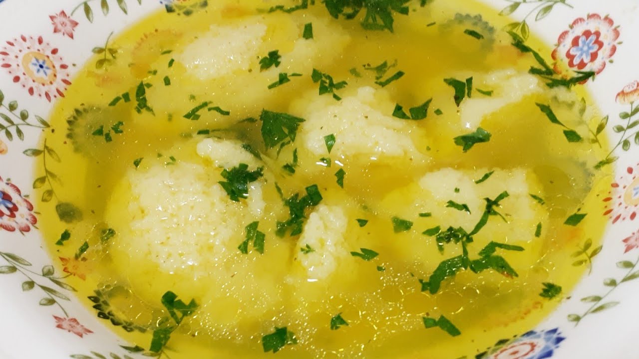 Supă de pui cu găluște