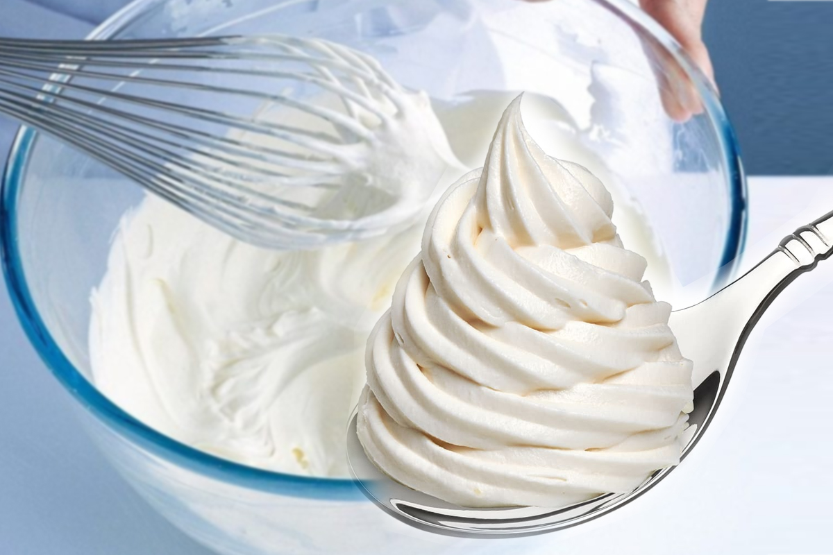 Trucul cofetarilor care salveaza frisca prea moale. Ce trebuie sa faci cu smantana ca sa se intareasca