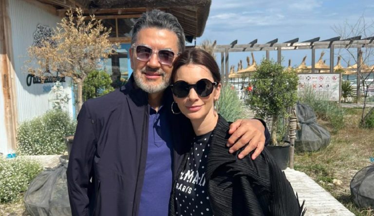 Ce diferență de vârstă este între Andreea Berecleanu și Constantin Stan, soțul ei. Cunoscutul medic este mult mai mare decât vedeta tv